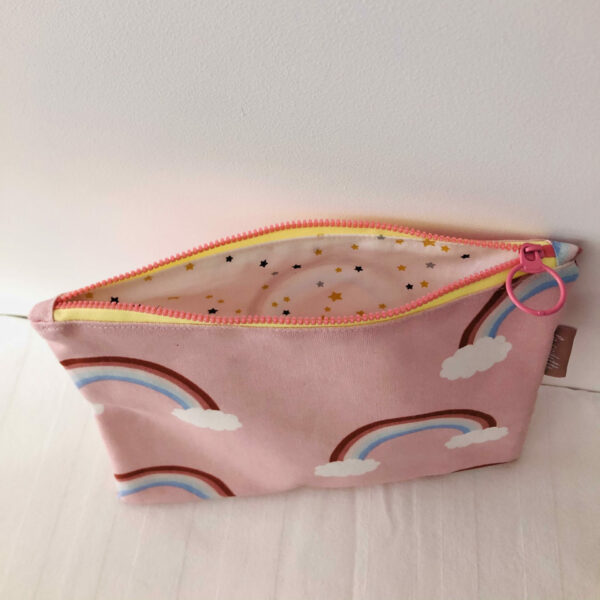 trousse plate arc-en-ciel