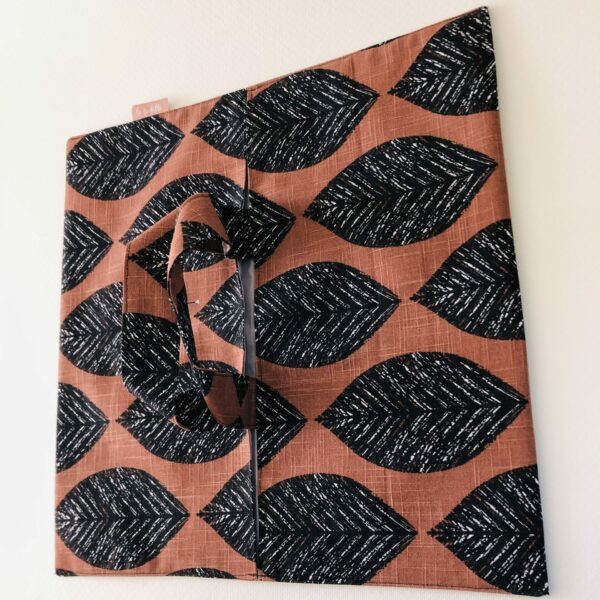 sac à tarte feuilles noires