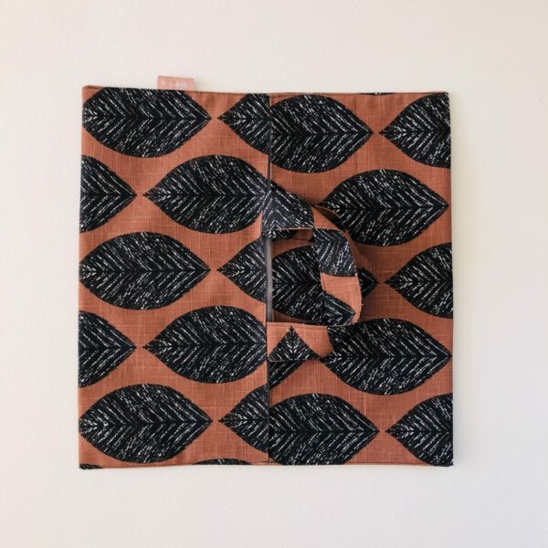 sac à tarte feuilles noires